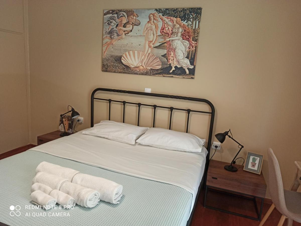 Bed and Breakfast Lavender2 Каламата Экстерьер фото